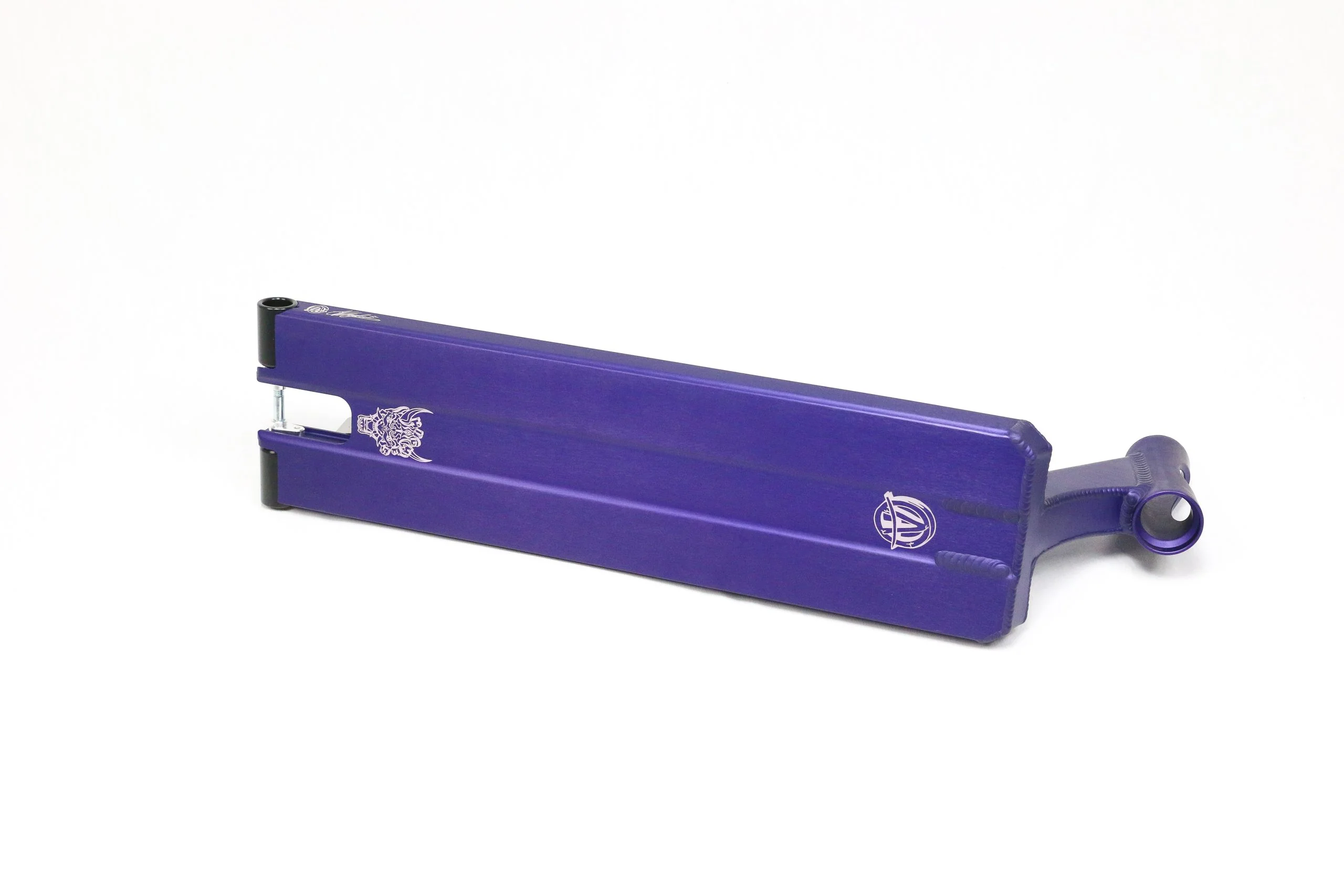 Apex Angus Hughes Signature V3 Scooter Deck - 6″ x 22″ Violet - Image 2