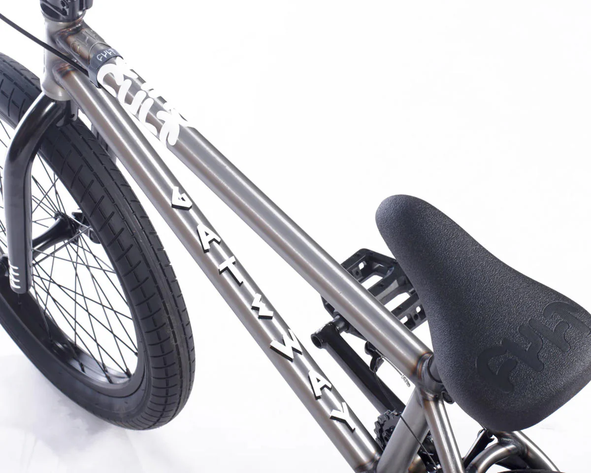 Cult 2027 Gateway 20.5″ Complete BMX Bike - Matte Clear Raw - Image 2