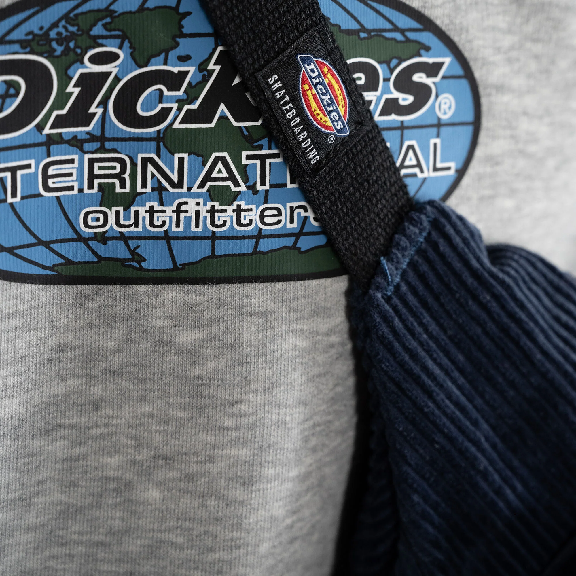 Dickies Jake Hayes Corduroy Fanny Pack - Ink Navy - Image 3
