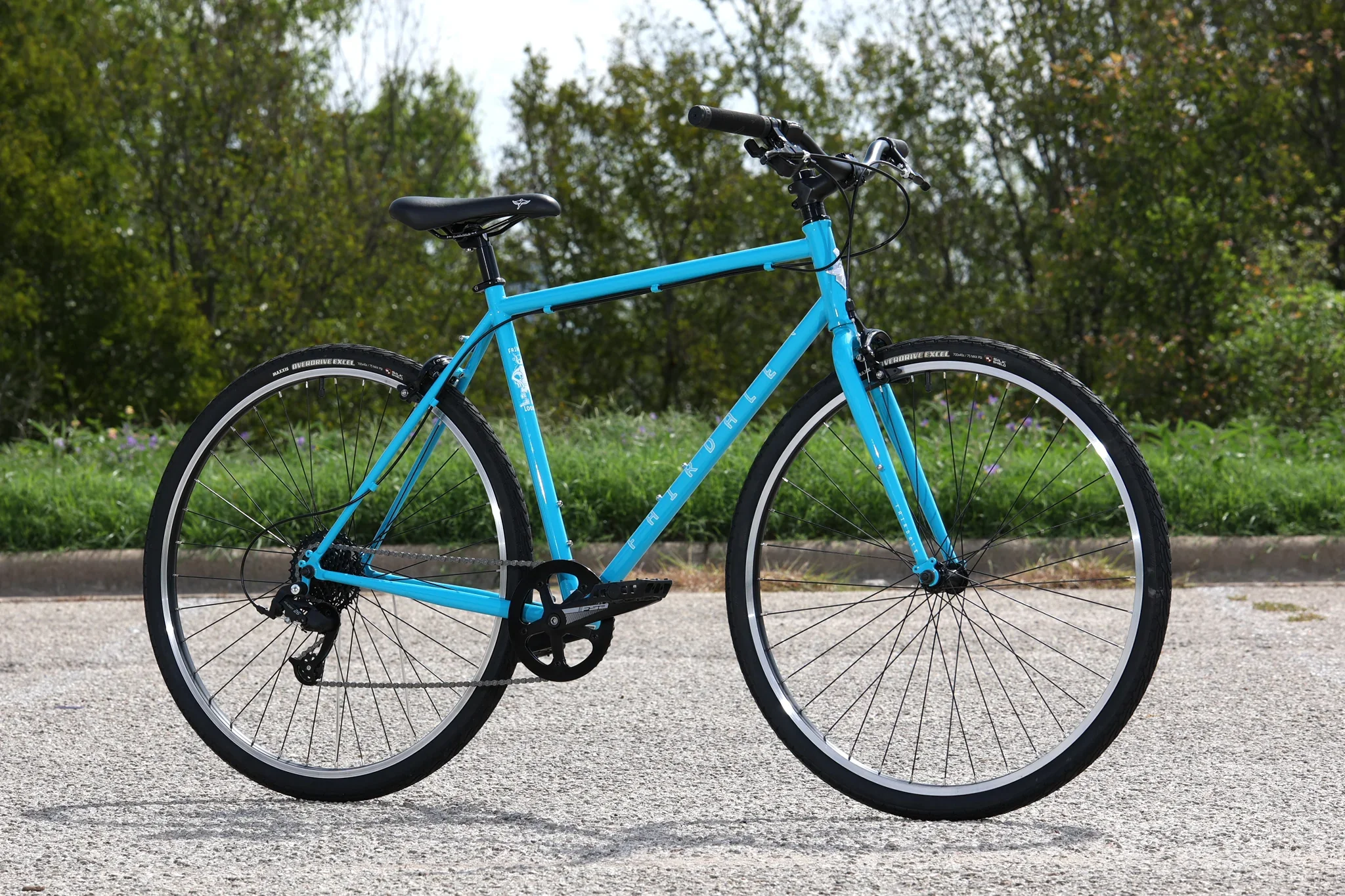 Fairdale Lookfar Complete Cruiser Bike - Gloss Surf Blue - Image 2