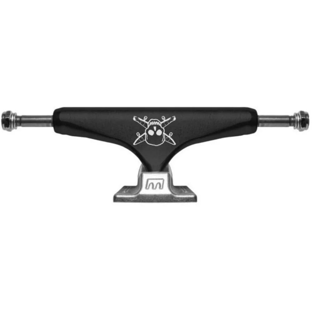 Royal Street Pirate Trucks 5.5" - Black/Silver (Pair)