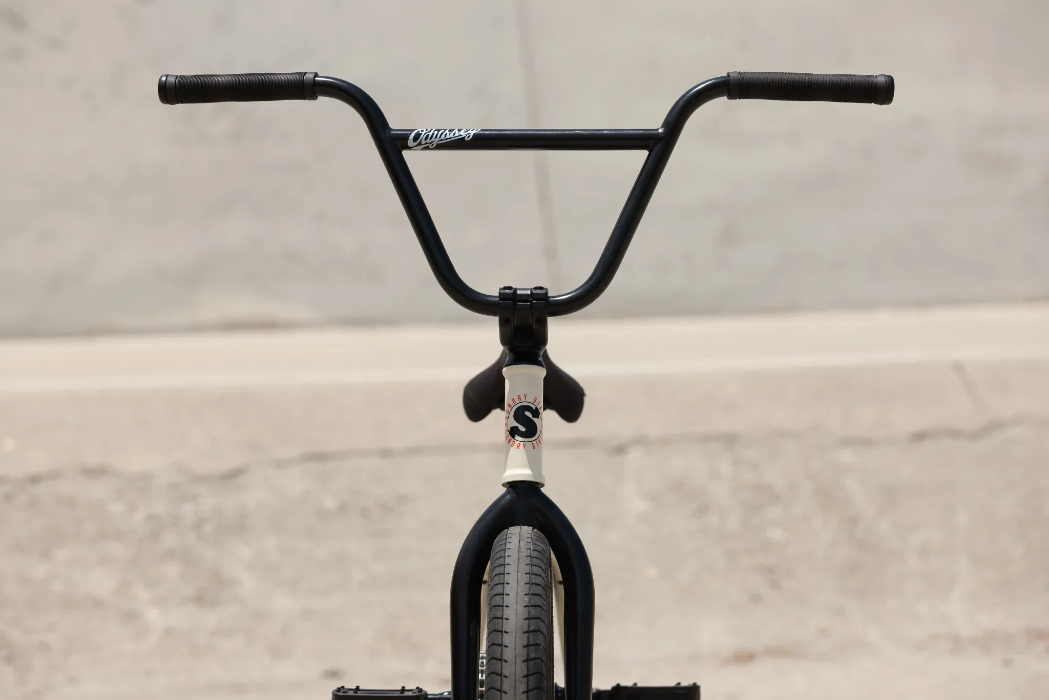 Sunday 2022 Soundwave Cassette Special 21″ Gary Young Signature Complete BMX Bike RHD/LHD - Gloss Classic White - Image 3