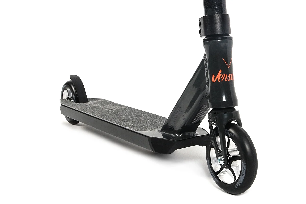 Versatyl Bloody Mary Complete Scooter - Black - Image 2