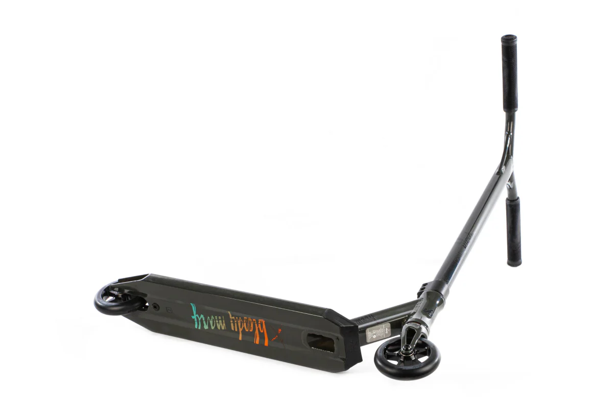 Versatyl Bloody Mary V2 Complete Scooter - Black - Image 2